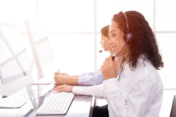 Contact Center Management: An Actionable Guide for 2024